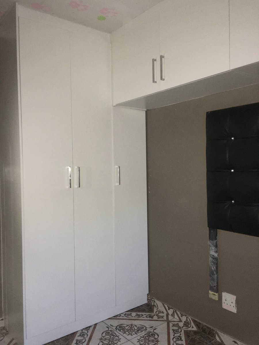 LysonDesign's tweet photo. Hie there,
I design based on your sizes, quality materials we supply call/Whatsapp 0838985474. Thanks https://t.co/A7tt6U738j