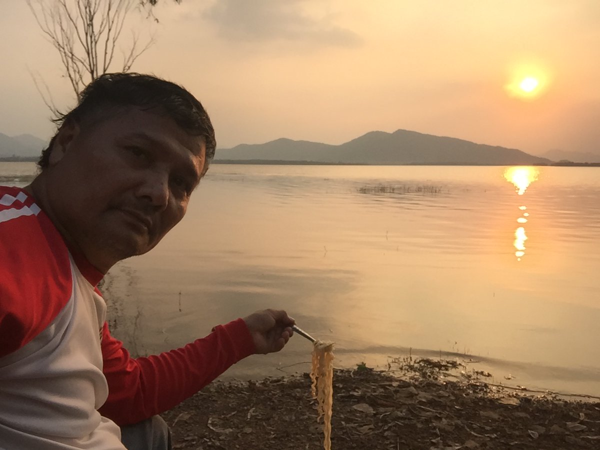 ธีธัชฟาร์ม tweet media