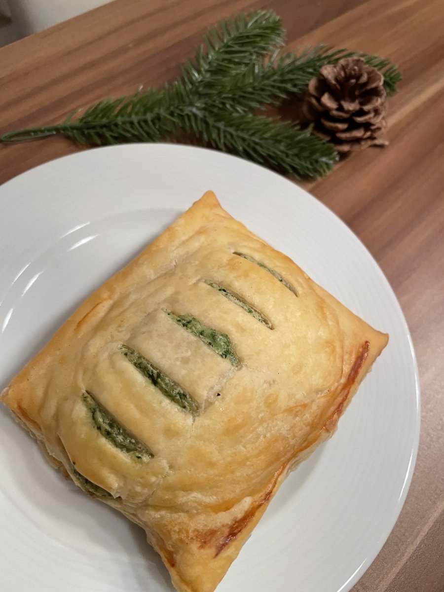 _sasu1985_'s tweet photo. Wie jedes Jahr gibt's Bilder vom Weihnachtessen 🎄🌟 https://t.co/qBMAGiNPA1