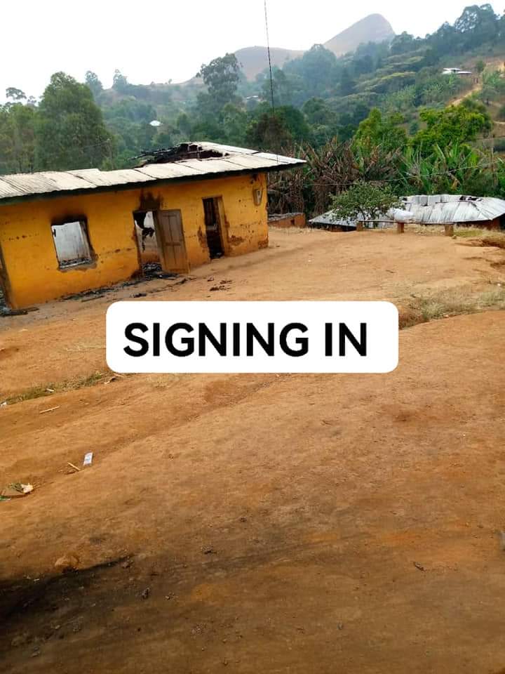 AmbaTT2's tweet photo. In @Pontifex Urbi et Orbi, no mention   on conflicts 
 in #Africa. 6yrs war in Southern Cameroons, priests, religious n 1000s of civilians killed, 400 villages burnt, many displaced,  Ukraine just 10 months takes center stage. Injustice! @VaticanNews @vatican_en @CRMedia_Vatican https://t.co/4SlZ8Bj8Uo