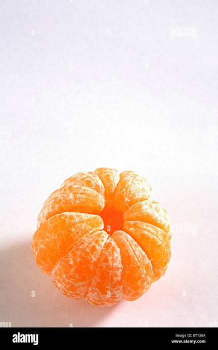Rani_986's tweet photo. Suno andbhakto bade bechare ho tum to pahle tumhara dharm khatre mein tha ab rang bhi, chhodo mujhe kya,puchhna yeh tha ke kya orange🍊 khane mein koi apatti to nahi tumhe, https://t.co/sQQaaWv3DS