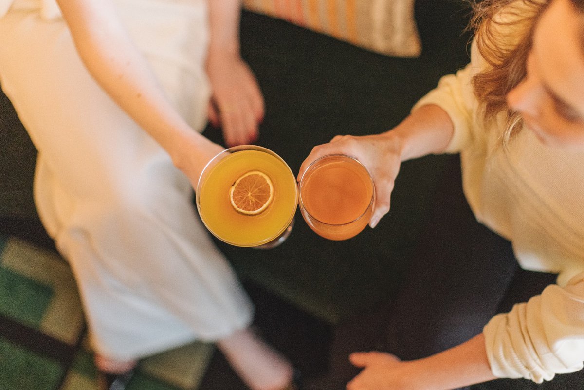 Cheers for the holidays! 🥂✨ #FSBogotá