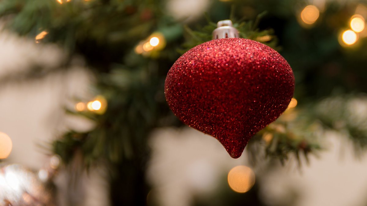 VDandavate's tweet photo. Merry Christmas to all!

May you all receive the gifts you deserve! https://t.co/OmqeuZP49U