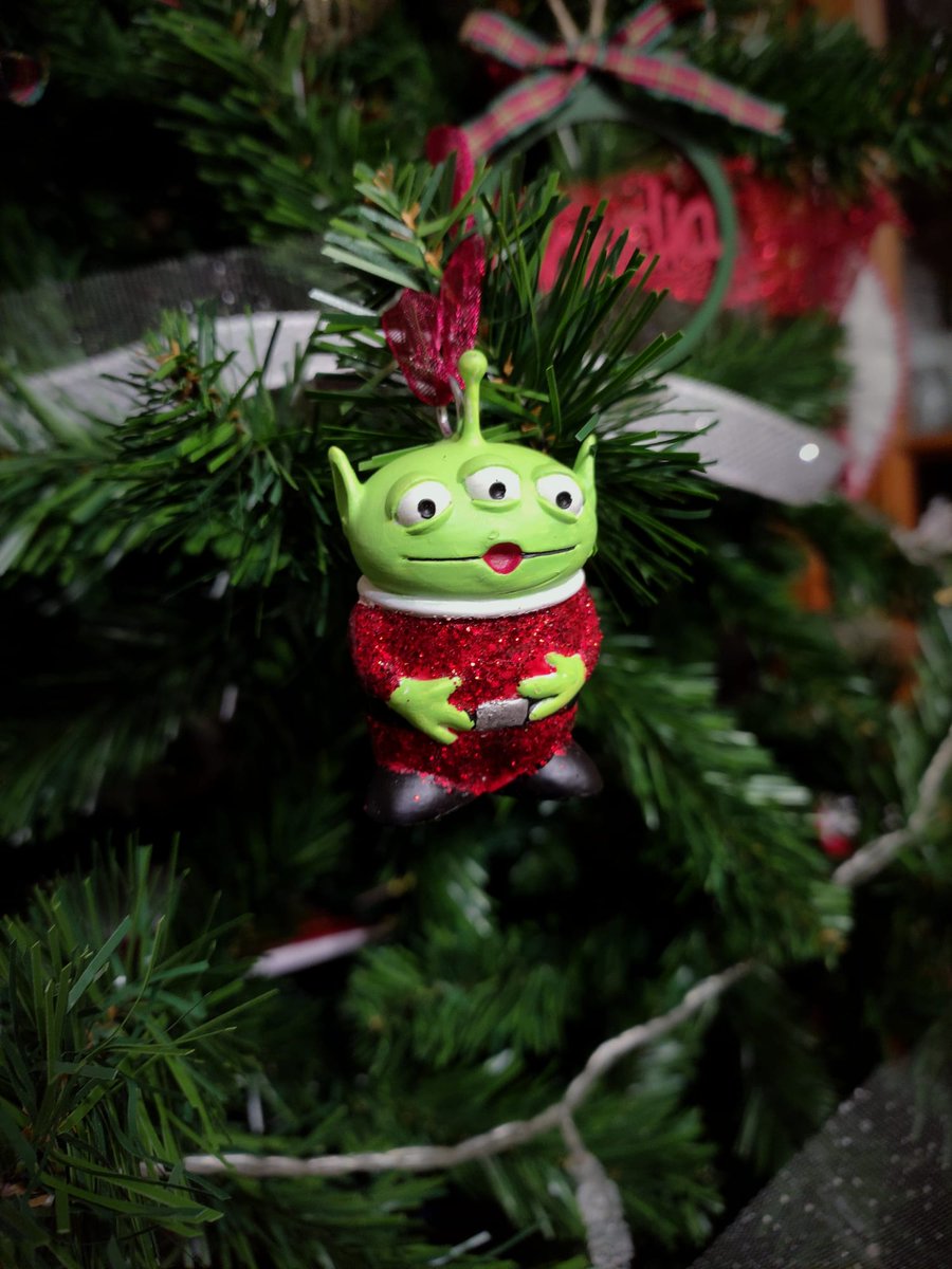 Frikifactoria3D's tweet photo. ¡ #FelizNavidad2022 !
Queríamos aprovechar un día tan especial como este para enseñaros los adornos navideños que hicimos para #mangafest22.
Aún quedan algunos en stock, así que pregúntanos si te gusta alguno. https://t.co/WyZTiR5YYW