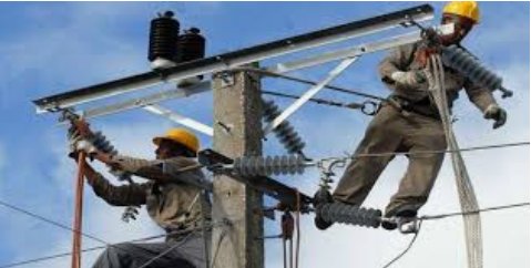 Buenos días #Cuba 🇨🇺
Que no se olvide la entereza y humildad del sector eléctrico. Este año pusieron a prueba su capacidad de resistencia y trabajo. #JuntarYVencer