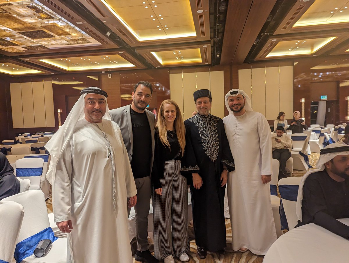 Israel in Dubai 🇦🇪🇮🇱 اسرائيل في دبي on Twitter "A holiday of lights