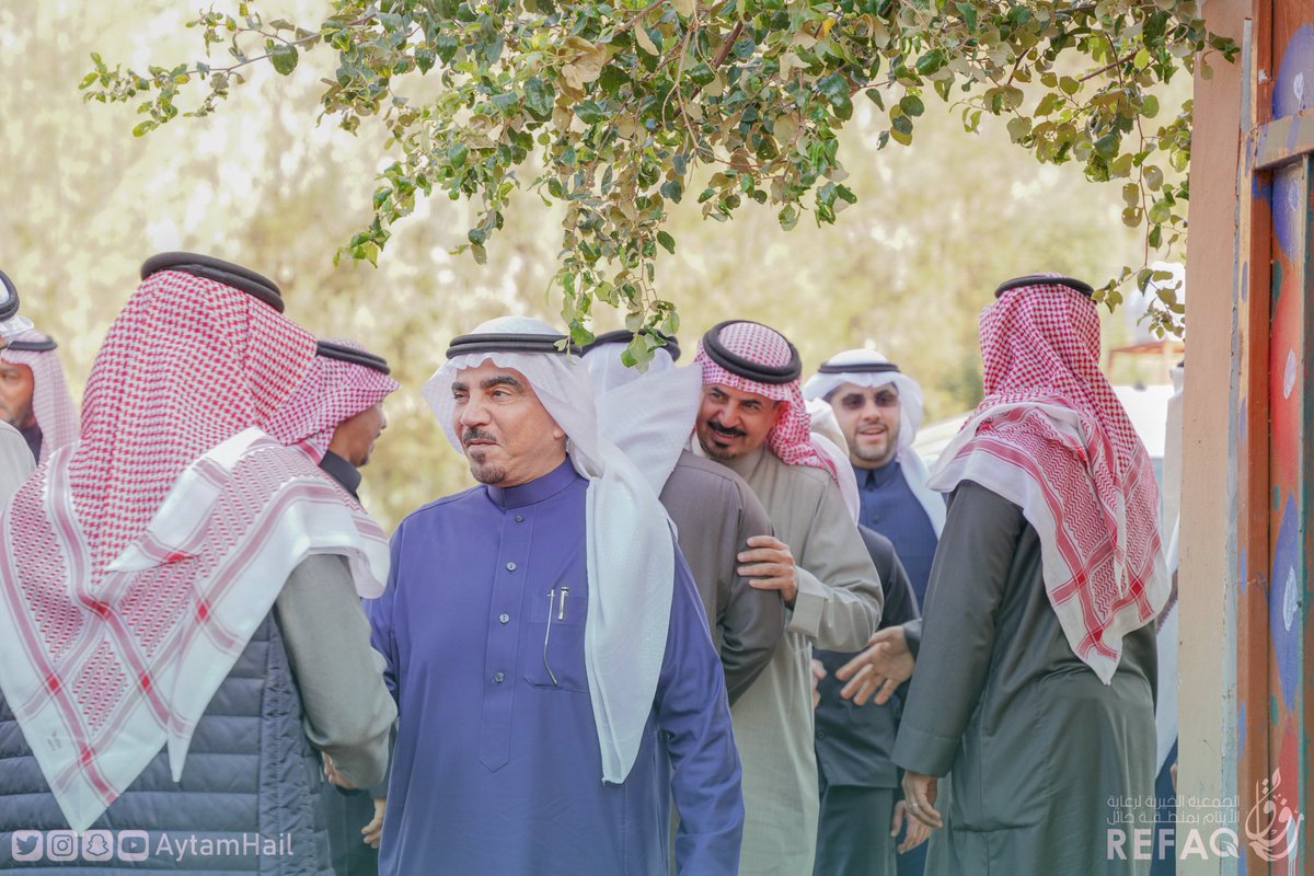 aytamhail's tweet photo. زيارة مفعمةٌ بالأبوة والعطف
وحفاوة بمنتهى الحب واللطف
هكذا حينما يكون ضيوف أيتامنا 

والدهم الشيخ: عبدالله صالح العثيم 
والشيخ : حمود جزاع الرضيمان https://t.co/u5C4aj7ELP