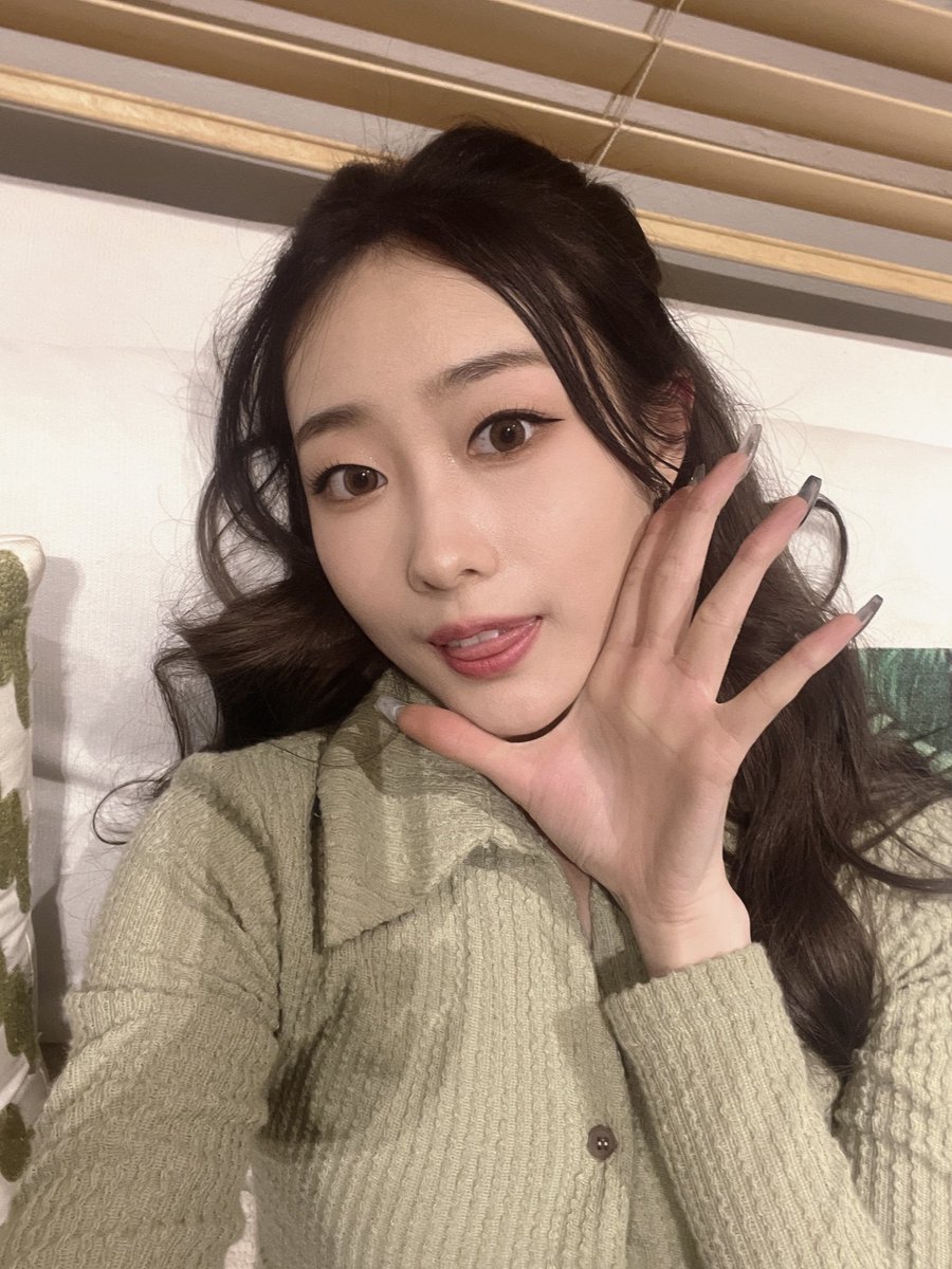 SKYLE (스카이리) tweet media