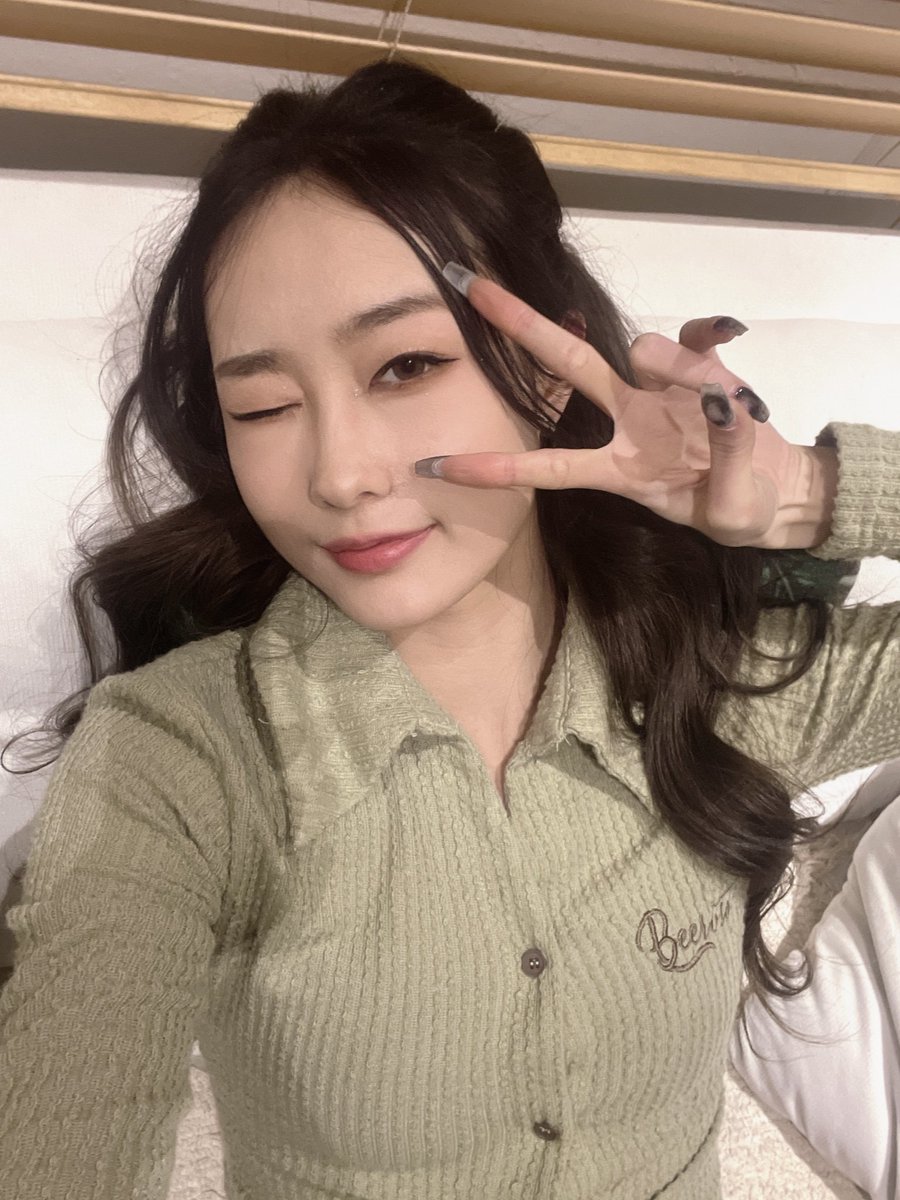 SKYLE (스카이리) tweet media