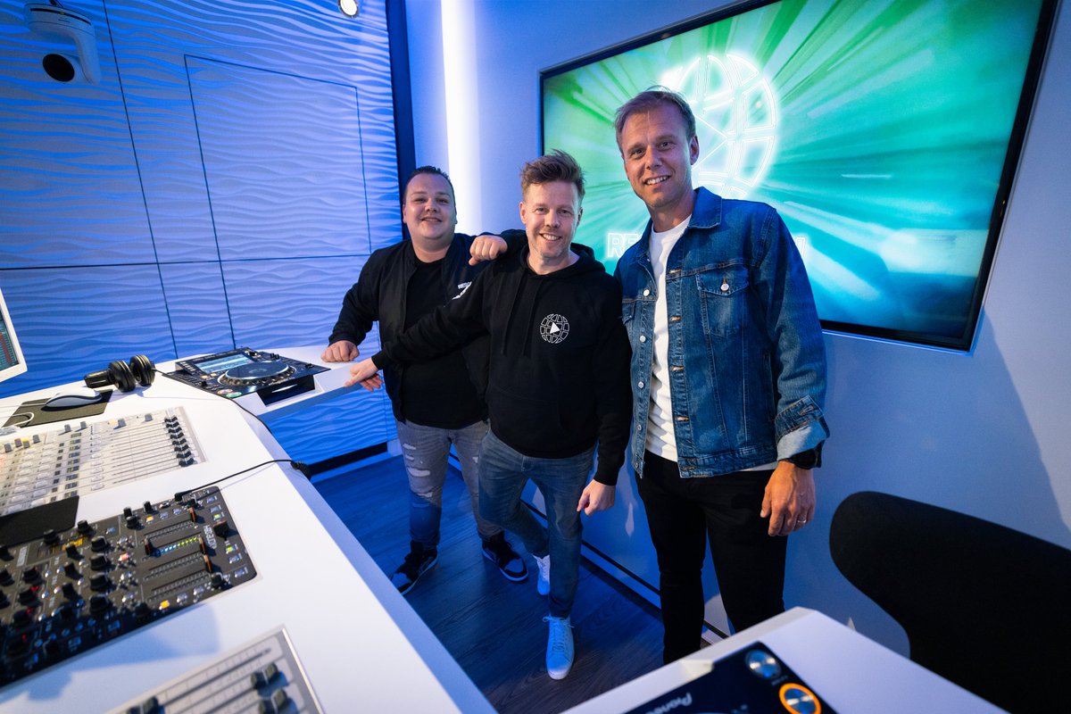 Happy birthday <a href="/arminvanbuuren/">Armin van Buuren</a>!