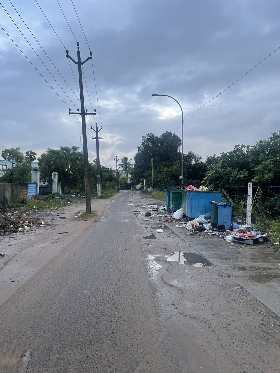 DrMaddy86's tweet photo. @chennaicorp No Response… Atleast remove the trash bin or EB post .. Two at the same place , Obstructing the road path . https://t.co/NrMNPdm8Tk