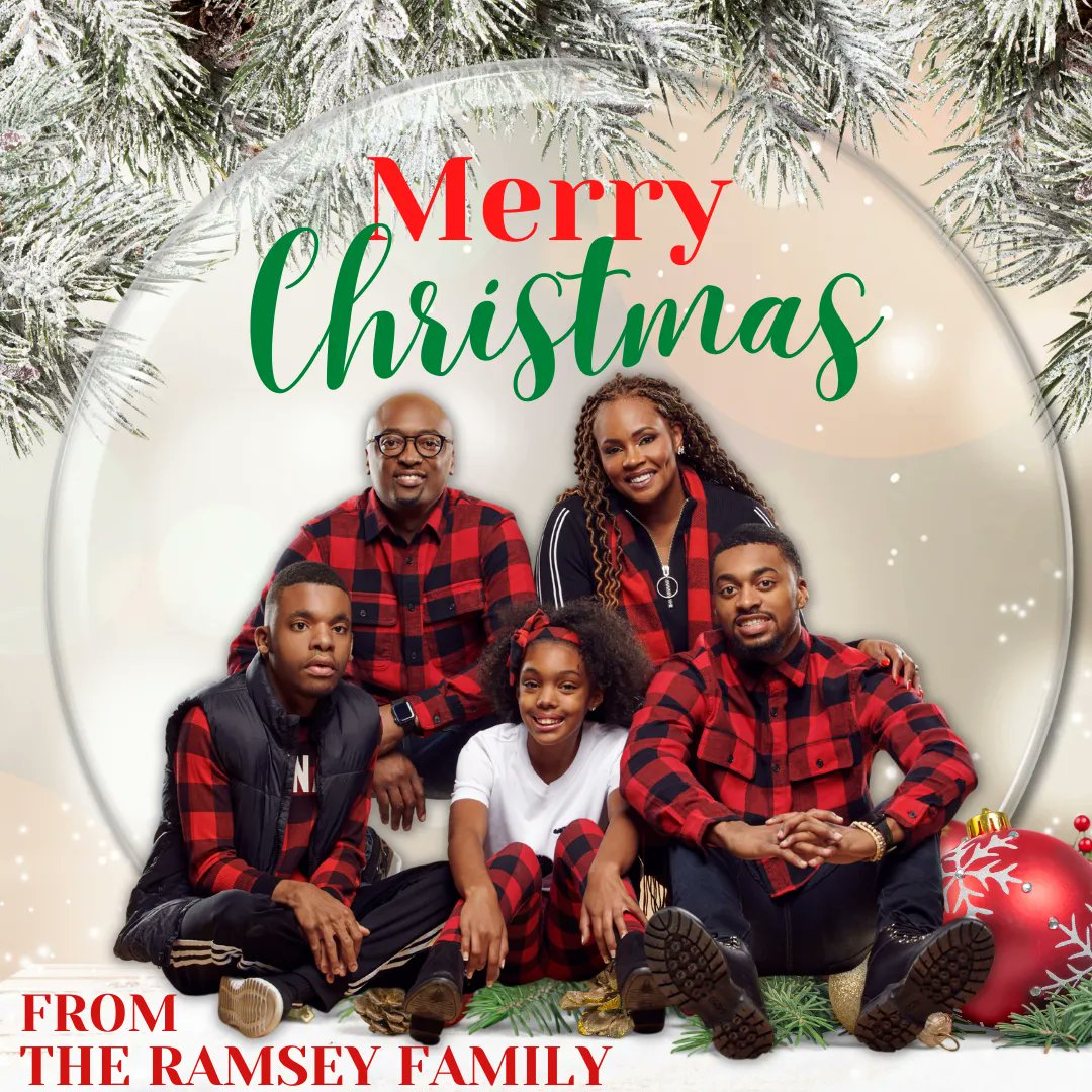 newlifeindy's tweet photo. From our family to yours Merry Christmas and Happy New Year! May the Joy and Peace of the Christmas season be with you all throughout the New Year. https://t.co/OsRAVkqB8N