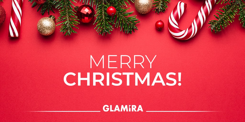 It's finally that time of the year. Merry Christmas! May you spend this joyous holiday with, laughter, surrounded by people you love,gifts that shine and a cup of hot cocoa.

#GLAMIRA #Christmas
