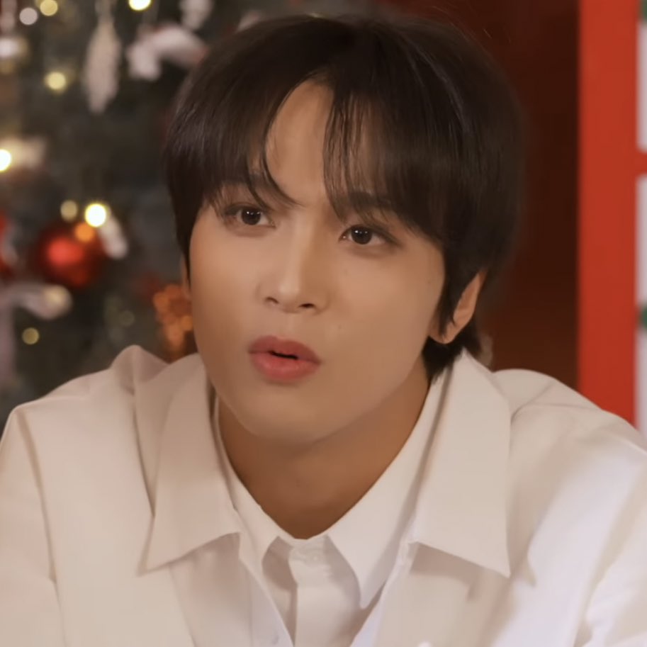 MARKHYUCKARCHIV's tweet photo. they really have the prettiest face https://t.co/RyBEkyvJPk