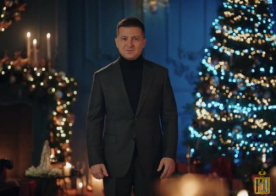 Зеленский призвал отмечать католическое Рождество

  rusdozor.ru/2022/12/25/zel…
