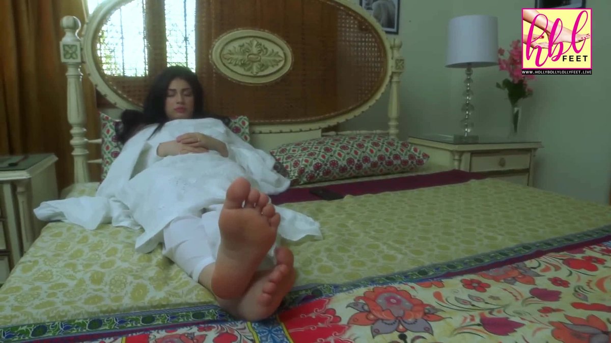 HBLFeet's tweet photo. Sidra Batool Feet Soles Lovely - Holly Bolly Lolly Feet (HBL Feet)
https://t.co/DfXVN5HPjC

#SidraBatool #SidraBatoolFeet #SidraBatoolSoles #lollywoodcelebritiesfeet #lollywoodcelebsfeet #pakistanifeet #pakistanicelebritiesfeet #pakistaniactressfeet #beautifulfeet #hblfeet https://t.co/akFMJKZexN
