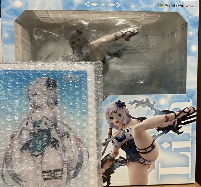 リラさんとラヴィのフィギュアも届いた😊 