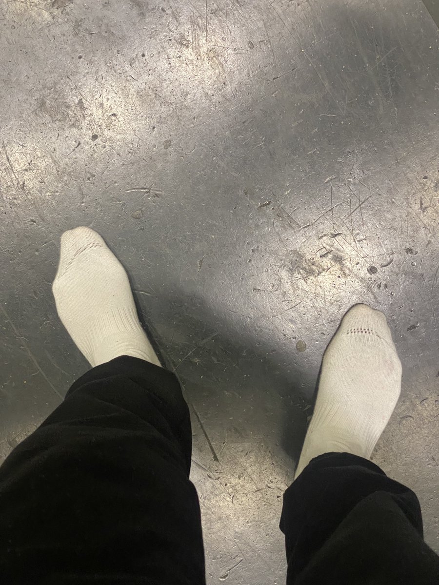 uksockking's tweet photo. socks out on Christmas Day #CashMaster #PayPig #HumanATM #Tribute #Cashslave #FinDom #Alphagod #Submit #Humanwallet #Cashslave #Worship #gay #gaysocks #gaynike #footgod #gayfeet https://t.co/Qf69QEFejJ