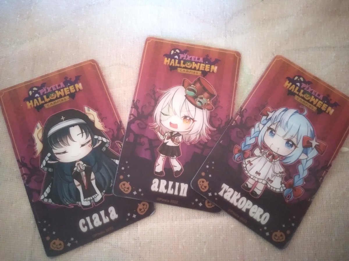 Foriwall's tweet image. ได้มาแล้วถึงจะแค่ชุดเดียวก็เหอะ
รู้สึกว่ามีดวงกับบ้านเลเจ้นนะเนี่ย
#ArlinSquad #CialaAra #PEROno1