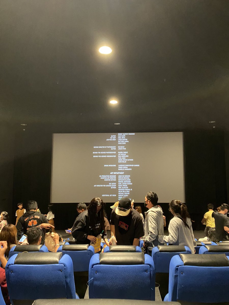 hallowyuh's tweet photo. Congrats, ma @hello_nadine and team deleter! Daserv ang punong sinehan! ❤️

#DeleterNowShowing https://t.co/dBww3ksopo