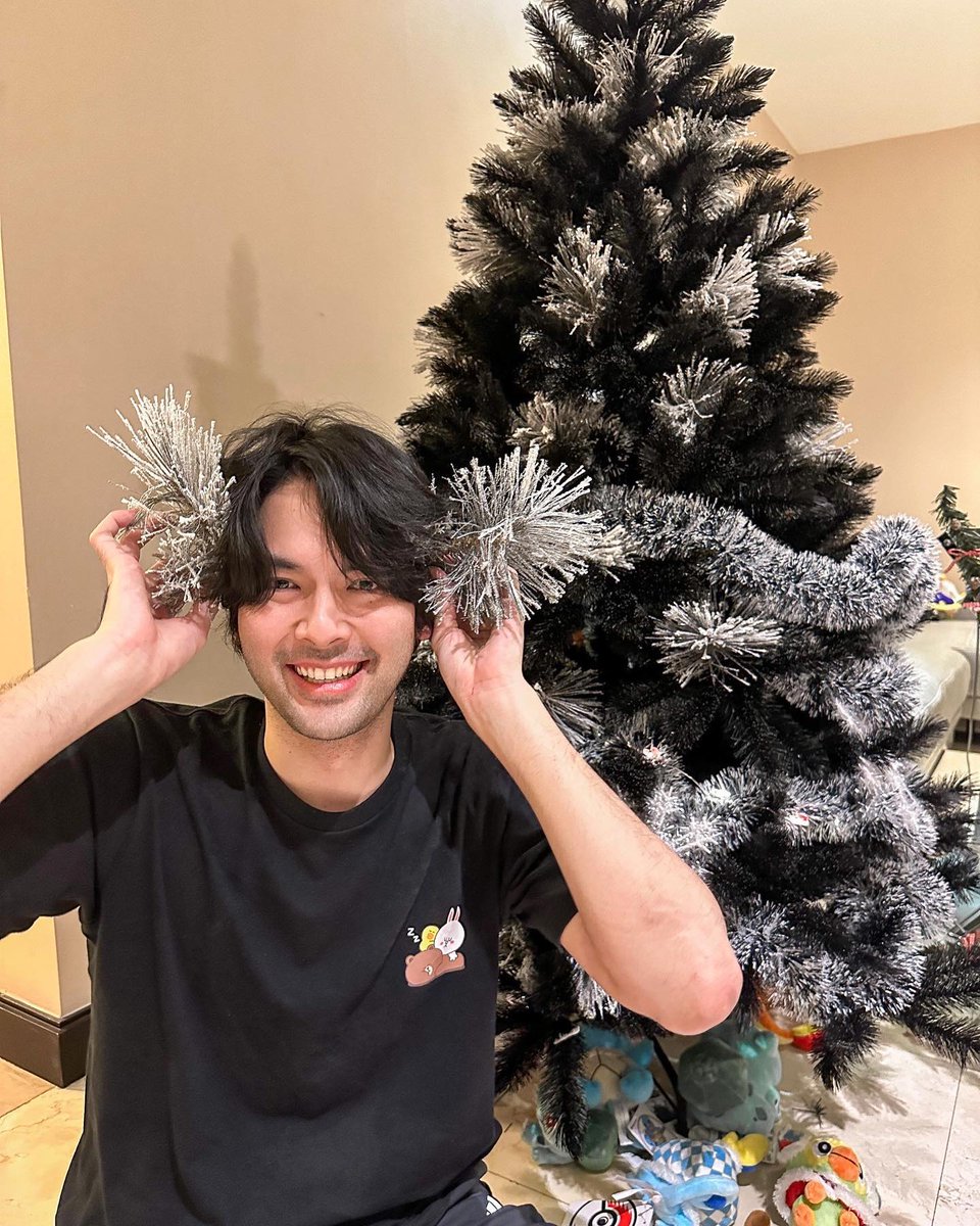 Merry Christmas🎄🎁 #บอมบ์ธน​ิน #บอมธนิน