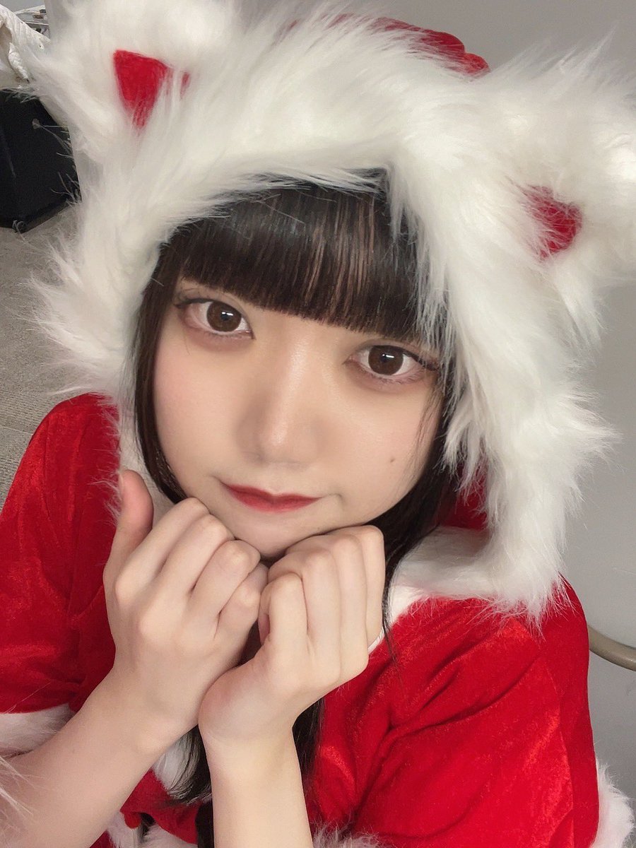 _res1st's tweet photo. サンタにゃん https://t.co/WSZbpVr0Zz