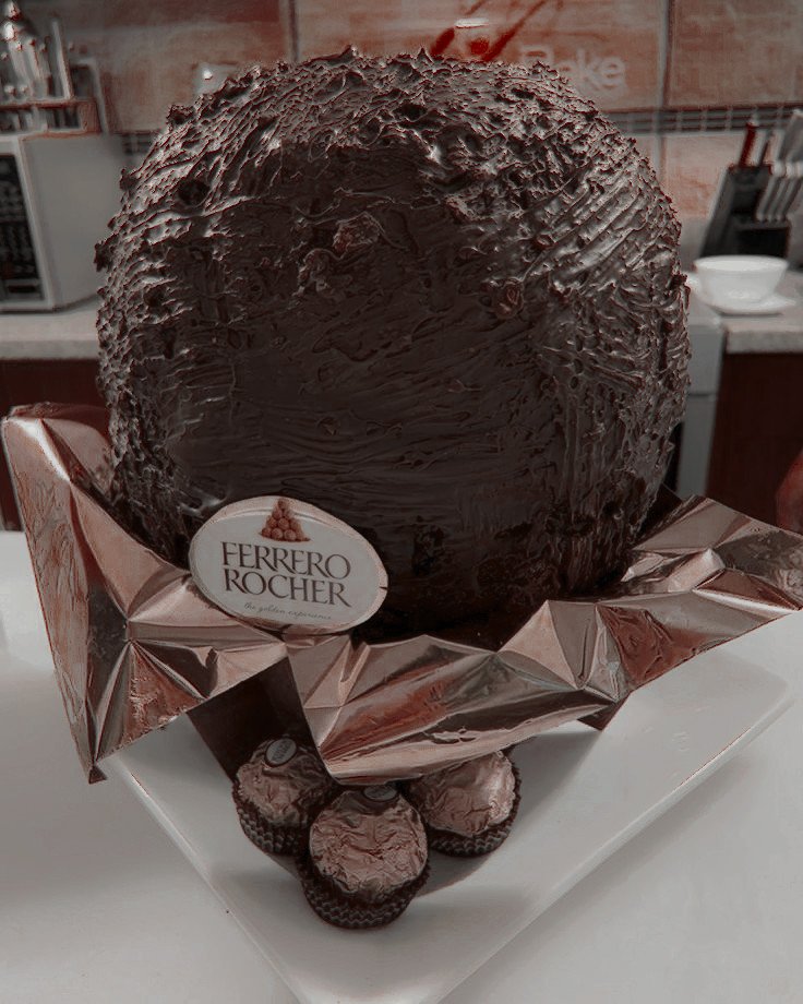 ⠀ ⠀  ⠀
⠀ ⠀  ⠀una  empresa  de 
transporte que fuese especialmente
meticulosa en entregar los nuevos
trajes mejorados a todo aquél que
usase uno. En efecto se trataba de
  mejoras  a la  vanguardia,  jamás
vistas antes en el mercado. Y sí,
era tecnología Stark, pero (cont)