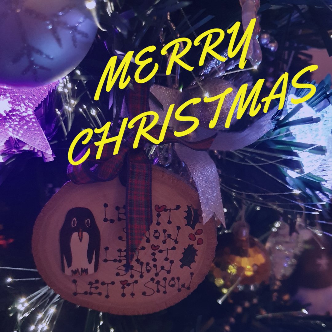 corelliensemble's tweet image. Festive greetings to all, from the Corelli Ensemble 🎄🎄🎄