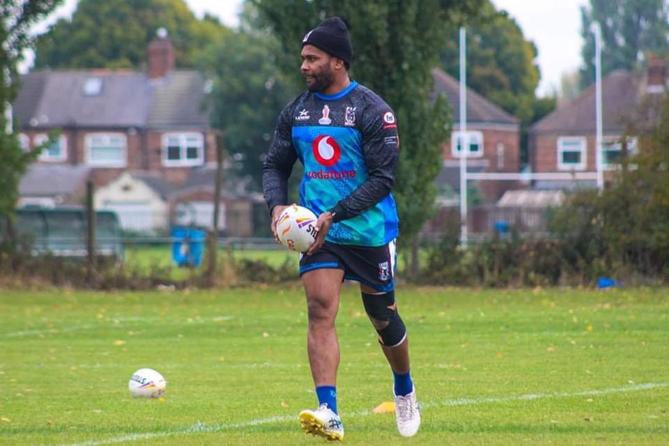 Roughyeds's tweet photo. Your Christmas Day Gift 🎉
@fijirugbyleague international Joe Taira signs on a one year deal.
Merry Christmas to all & Welcome to Oldham Joe!
🔴⚪️
#OldhamRL2023 #YedsTogether https://t.co/EHFYVrjKIN