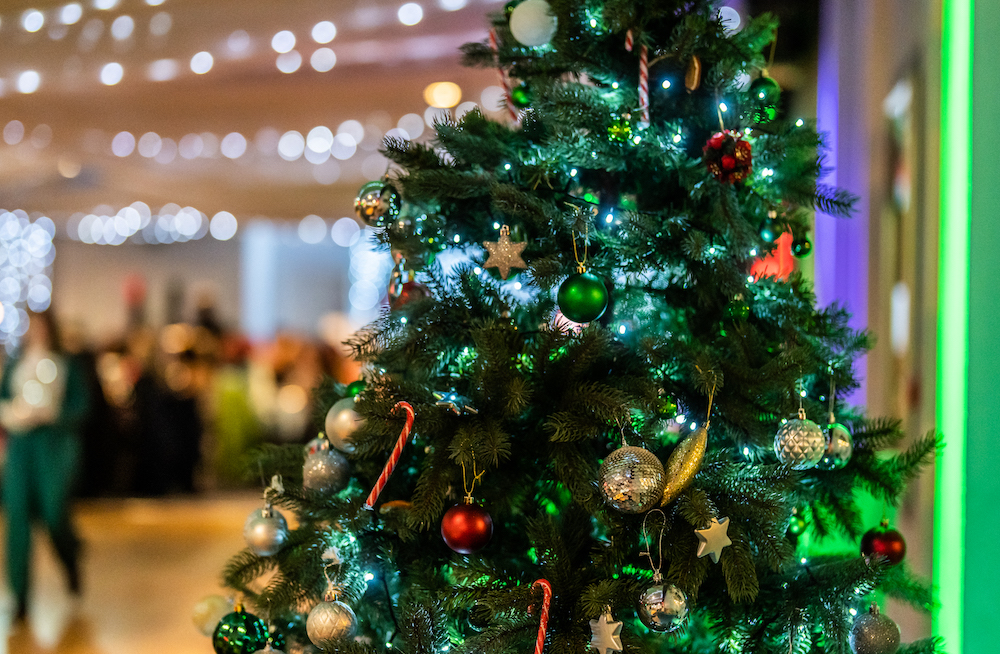 From all of us at Eskmills, we want to wish you and your loved ones a very Merry Christmas! We hope today is filled with love, joy, and happiness. 💙

Merry Christmas from The Eskmills Team x 🎄