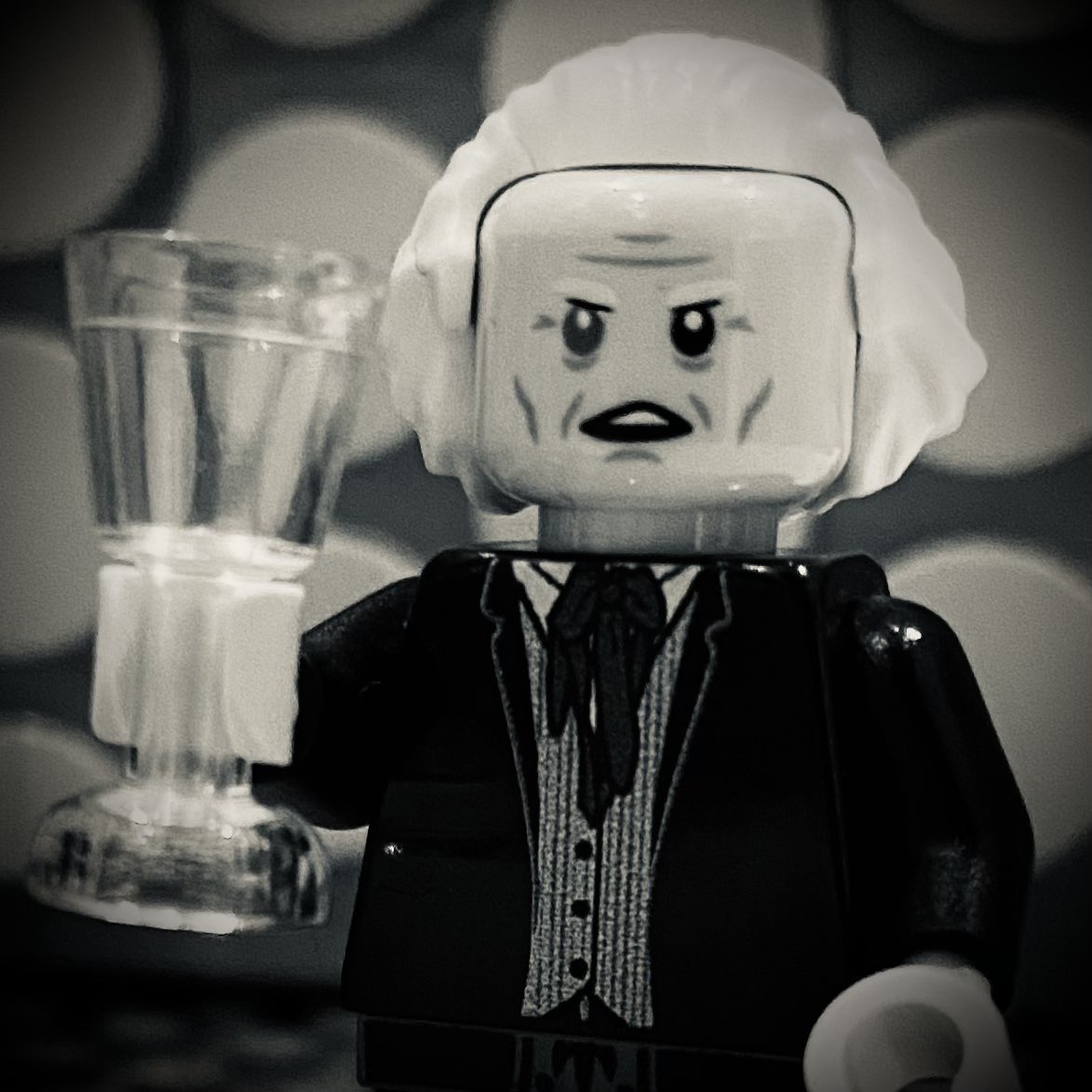 And as is tradition…

Incidentally, a Happy Christmas to all of you at home!

#LEGO #legodoctorwho #1stDoctor #DoctorWho