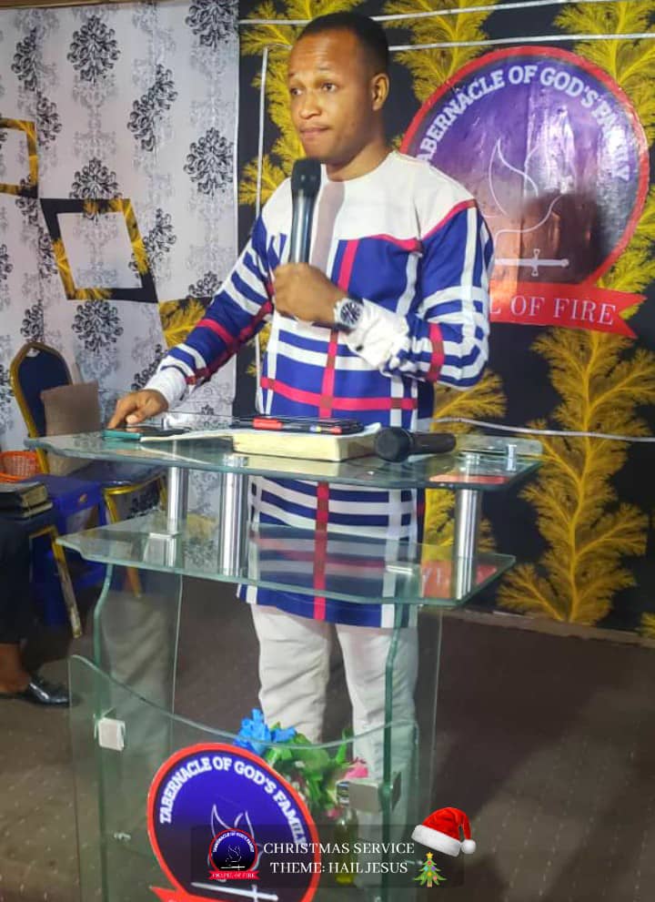 FGCCworldwide's tweet photo. Merry Christmas, π
π to you all brethren, may the joy of this season never depart from you all in Jesus name π β€.
Pictures cannot tell it all.
#tagof
#ChristmasService
#pastortimmydavid
#HailJesus
#SundayServiceLIVE
#LastSundayInYear2022
#MerryChristmas https://t.co/icmnEPlQyi