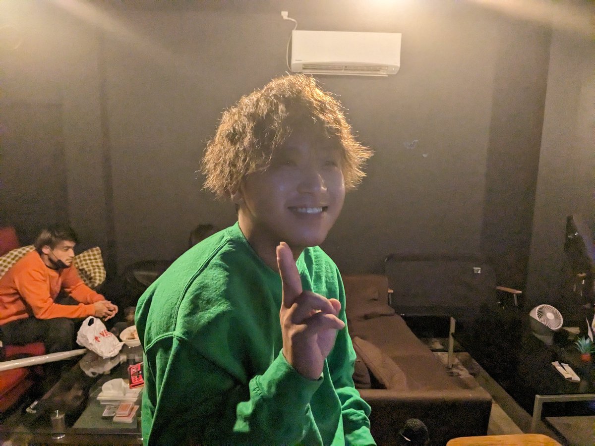 TDaylami's tweet photo. イケメンが彼女募集してます!!
あ、全員彼女いねかったわ!!
#BAR69 #女子求む https://t.co/q4JfXGa6hV