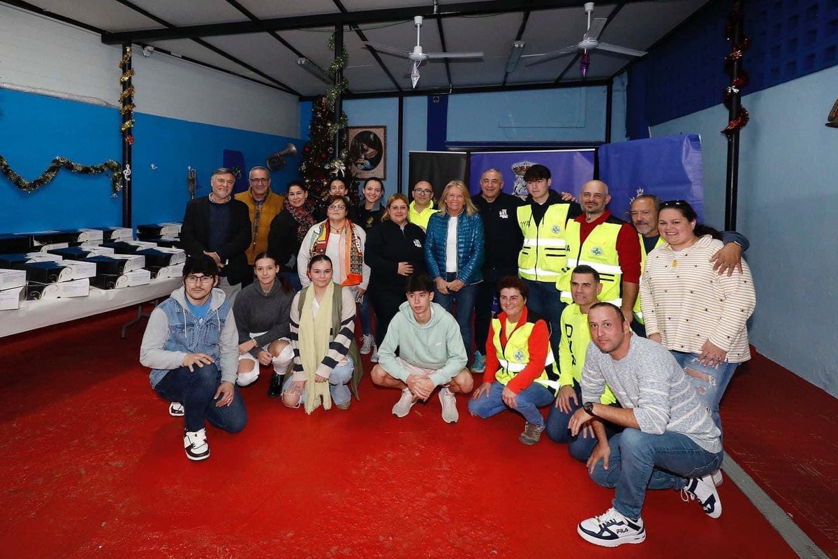 🎄🍽️ Ayer pusimos nuestro granito de arena para que 1000 personas no se quedaran sin cena de Nochebuena, una mañana muy emocionante que siempre recordaremos. ¡FELIZ NAVIDAD!