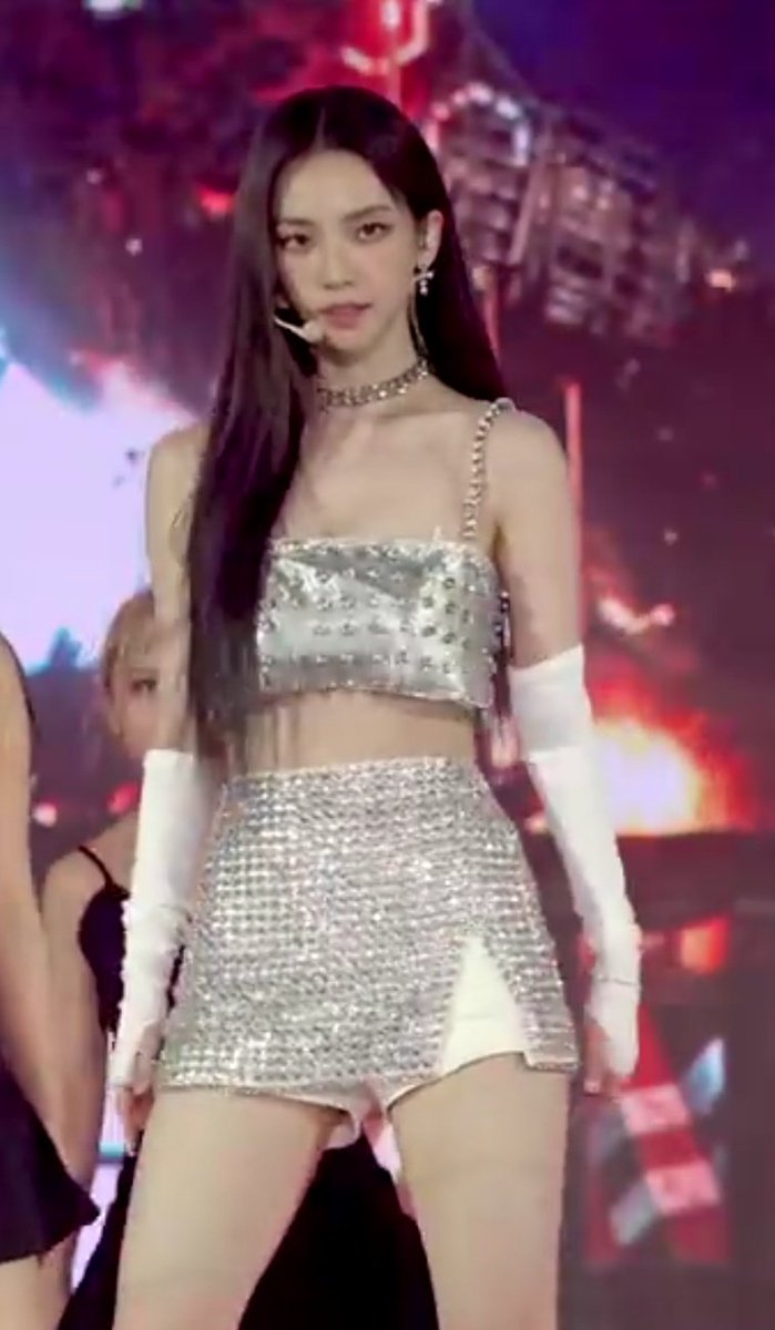 KarinaWW_'s tweet photo. 📽️ | #KARINA's SBS Gayo Daejun 2022 fancam is up on Youtube! Please stream properly, like, and leave nice comments. 

🔗: https://t.co/1aPDIumhcU https://t.co/9SXR8uvoHS