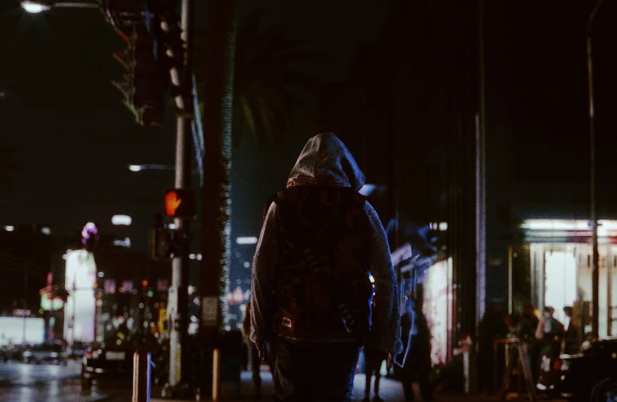 gleb_alexandrov's tweet photo. Everyone, you have to watch new @w_landgren's short, Impetus! It's the most beautiful thing I've seen, made in #b3d. Impeccable compositions, montage, vibe.

https://t.co/8riTkcD5SZ

#3d #movie https://t.co/1TM7fHEYHV