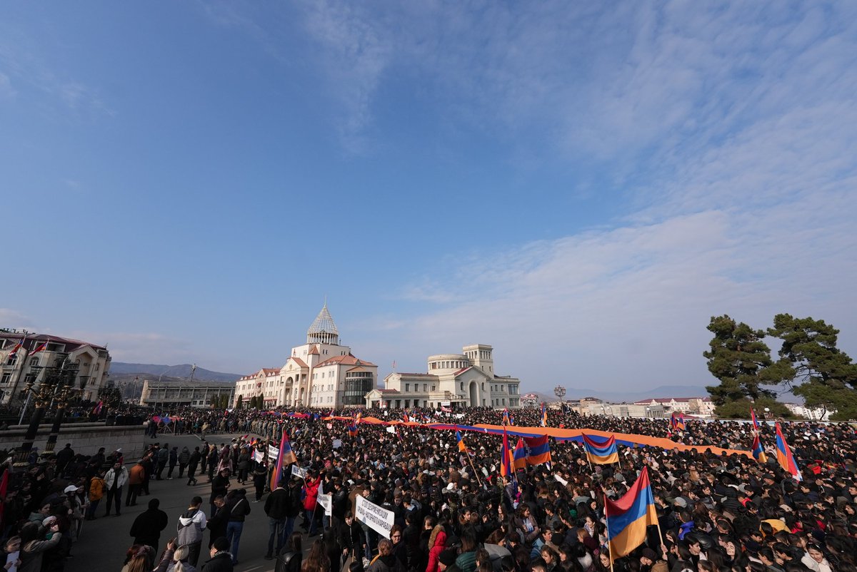 TatevikHayrape1's tweet photo. When #Aliyev sends "eco-activists" to pressure on #Artsakh Armenians, put them in a blockade, he gets thousands of Armenians on Stepanakert square, saying Azerbaijan and the world, Artsakh will never be part of #Azerbaijan! https://t.co/jbgXubNlt6