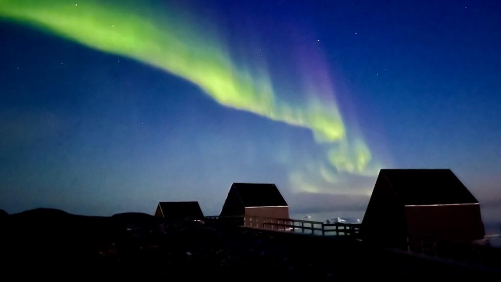 LewisPughFDN's tweet photo. Merry Christmas to all those who are celebrating. This photo was taken just over a year ago in Ilimanaq on the #ClimateSwim 🎄✨ https://t.co/TrnwIh0sP0