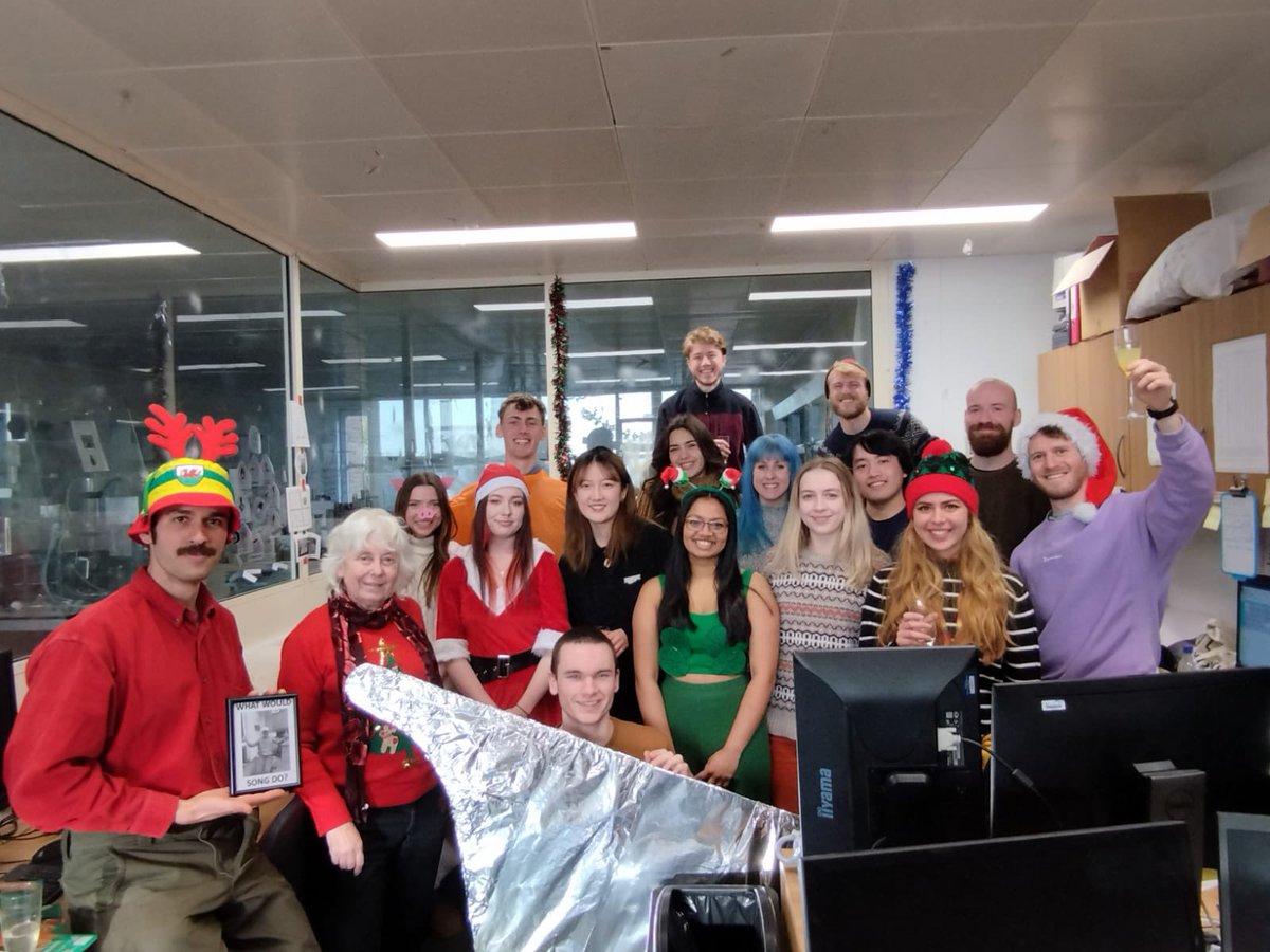 Merry Christmas from the Willis Group! 🎅