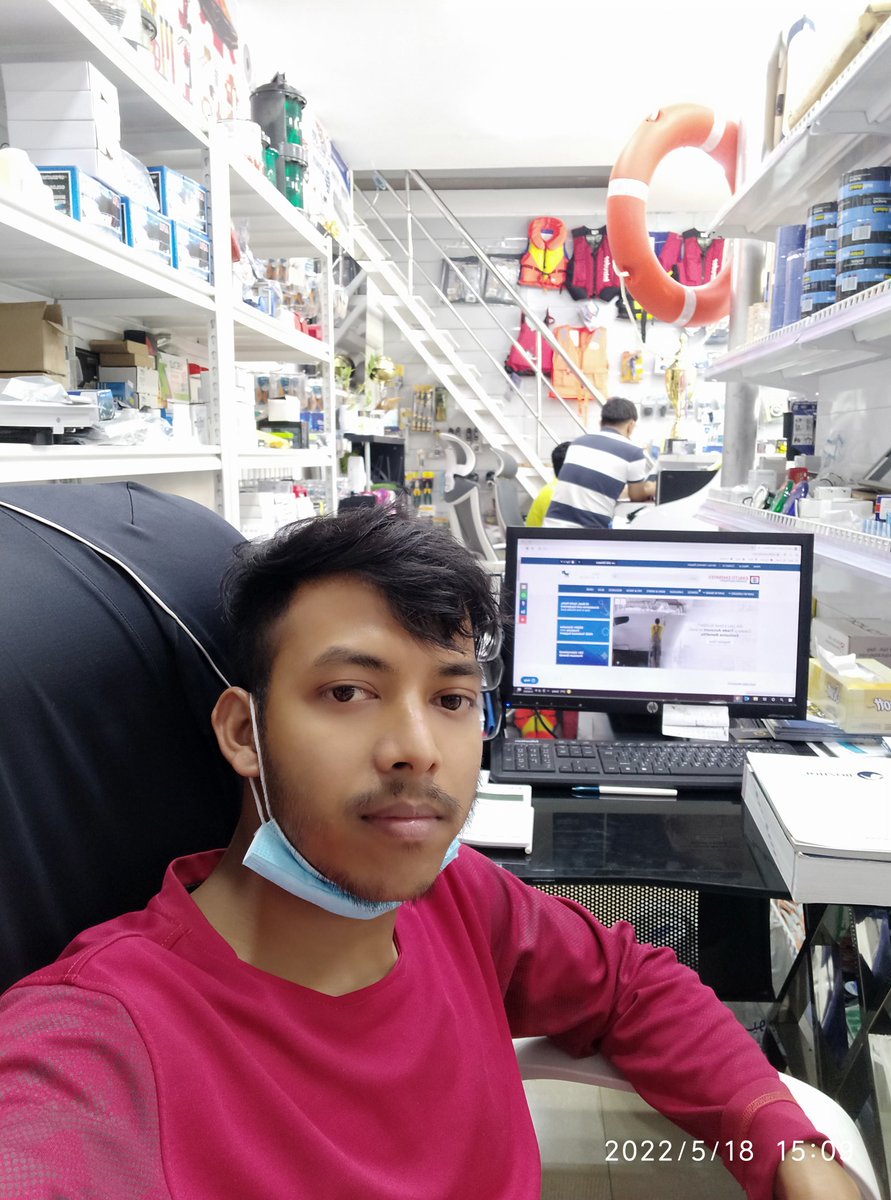 dear girls  without boyfriend how is life  🤔😜🤪