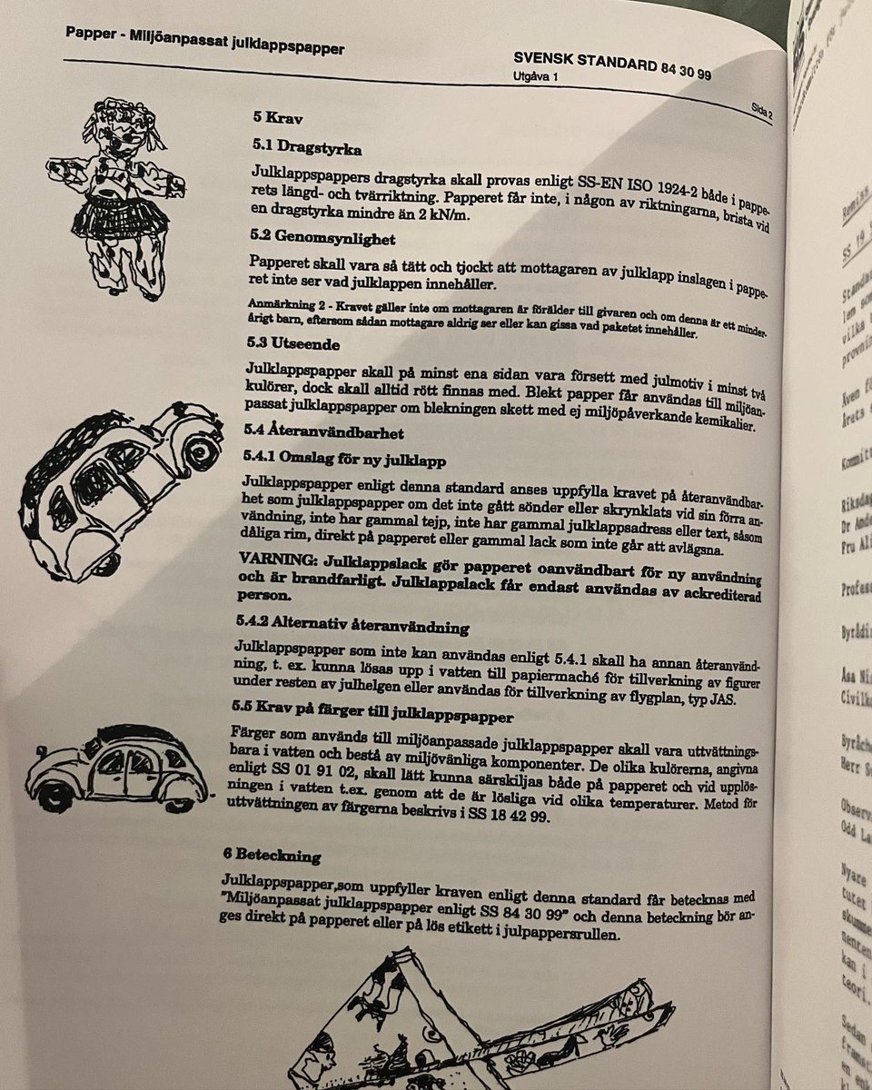 SOU_min_SOU's tweet photo. Så här dagen efter presenteriet bör familjen högläsa 5.4 (Återanvändbarhet) i svensk standard för Miljöanpassat julpapper (SS 843099), vilken i sin tur givetvis är i linje med EUs förpackningsdirektiv EC 94/62 om presentpapper. https://t.co/R2iEzpdu0K
