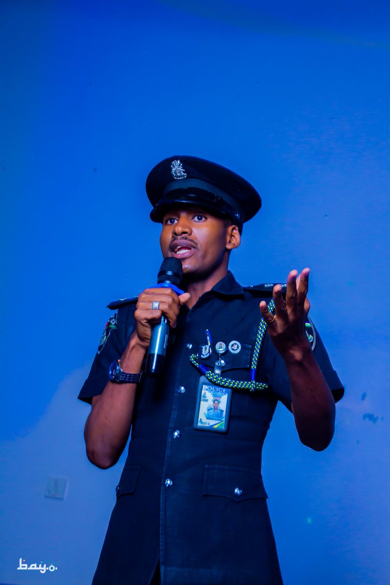 MaheedMuazu's tweet image. Hello twitter: I am back on twitter after almost a week suspension.

I miss you guys let's continue to twitter.