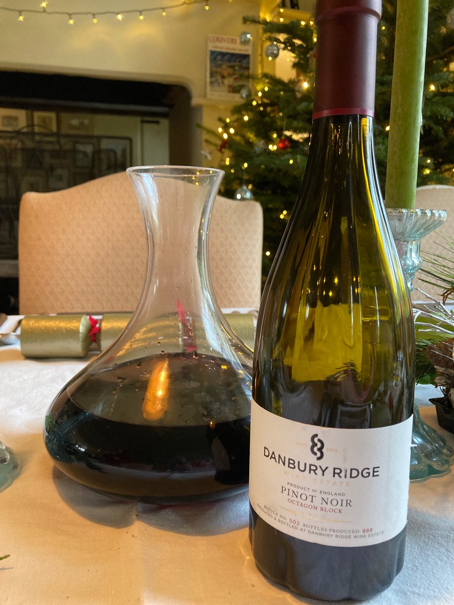 Edmund Inkin (@eatdrinksleep) on Twitter photo Happy Xmas <a href="/atkinson_mw/">John Atkinson MW</a>. Just enough 18 Octagon Block left for the Directorsā lunch. Happy Xmas <a href="/atkinson_mw/">John Atkinson MW</a>. Just enough 18 Octagon Block left for the Directorsā lunch.