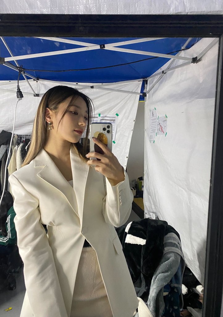 saeromfiles's tweet photo. saerom 🌟 wv update https://t.co/vYTrKMil4O
