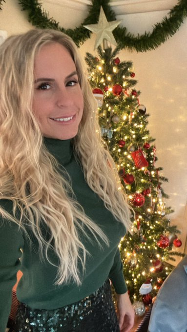 Merry Christmas from my home to yours. Wishing everyone a wonderful day #MerryChristmas #Christmas #Christmas2022<a href="/tag/christmas"class="tags"><span>#christmas</span></a><a href="/tag/merrychristmas"class="tags"><span>#merrychristmas</span></a><a href="/tag/christmas2022"class="tags"><span>#christmas2022</span></a>