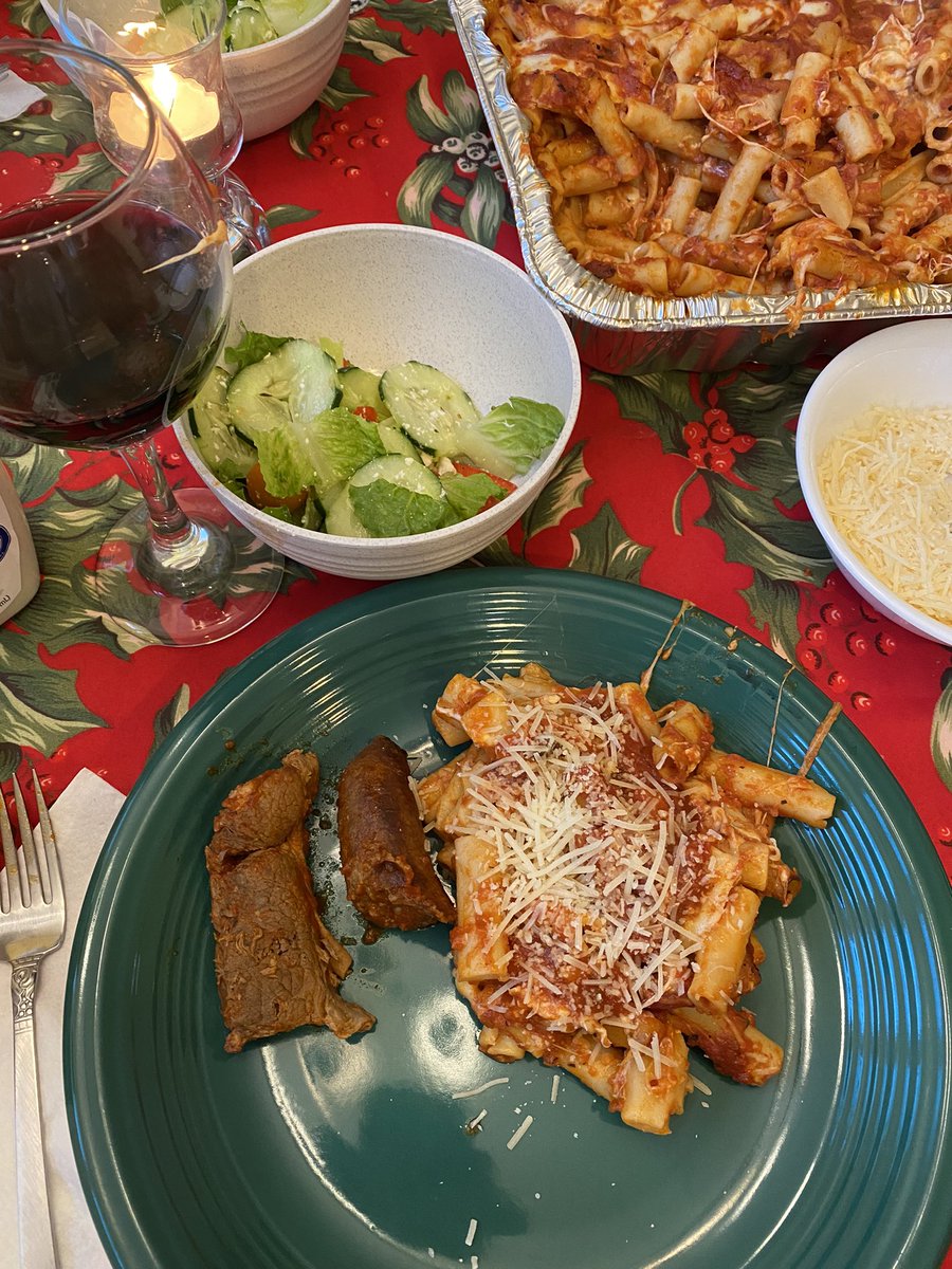 dr_ranchstyle's tweet photo. Baked ziti with lamb and sausage, chestnuts, sfogliatelle https://t.co/mwfa2G683K