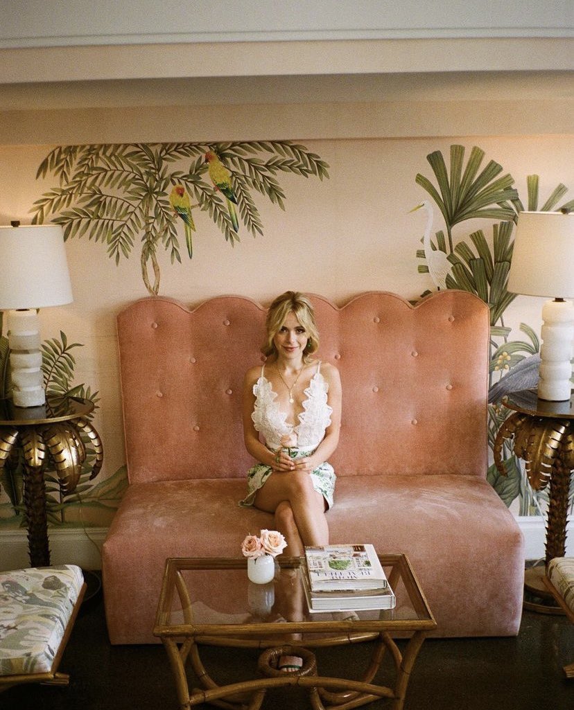 ᅠᅠ
ᅠᅠ

                   ๛ #𝘚𝘦𝘥𝘶𝘤𝘵𝘪𝘷𝘦𝘚𝘶𝘯𝘥𝘢𝘺   

ᅠᅠ
ᅠᅠ