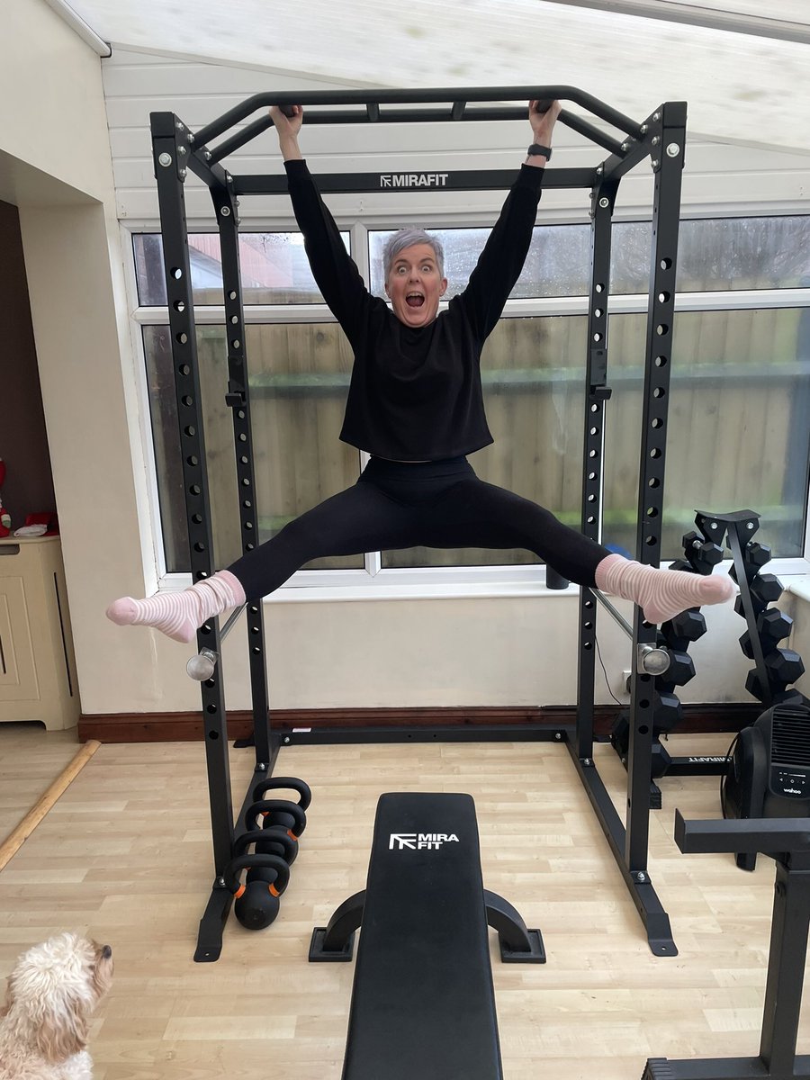 Cashmere socks and a power rack off Santa, because that’s how I rock! Merry Christmas everyone xxx