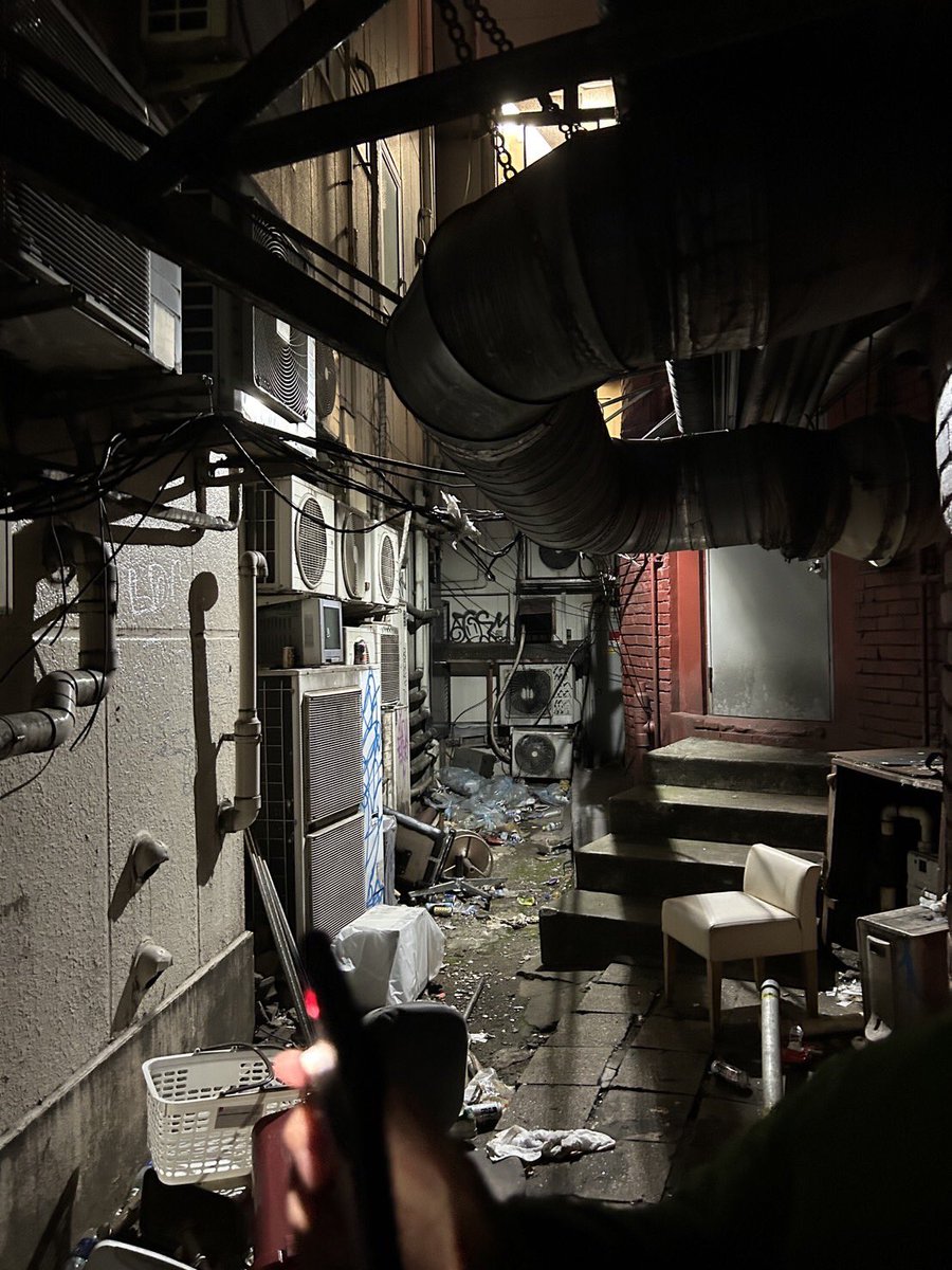 chimpomworks's tweet image. Music:

at her open door
atom
荒井優作
constellation botsu
DJ MORO
FIRE BOYS
K8
KΣITO
moemiki
nao to cumtin + 青椒肉絲
Prettybwoy
the kusamura mad rat
涌井智仁
WRACK

会場:
歌舞伎町王城ビル

是非是非！！！

7768697465686f757365.com/portfolio/wh-0…