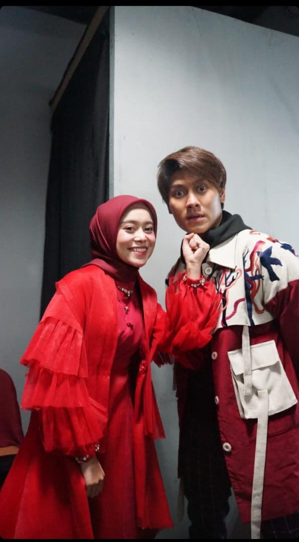 debezttt's tweet photo. Kenalin nih yang ngaduk Abang L 😌

#happyLday https://t.co/XYhkBbQk1R